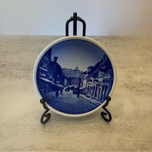 Royal Copenhagen Plaquette No. 73, Vejle Molle 2010 small plate or butter pat